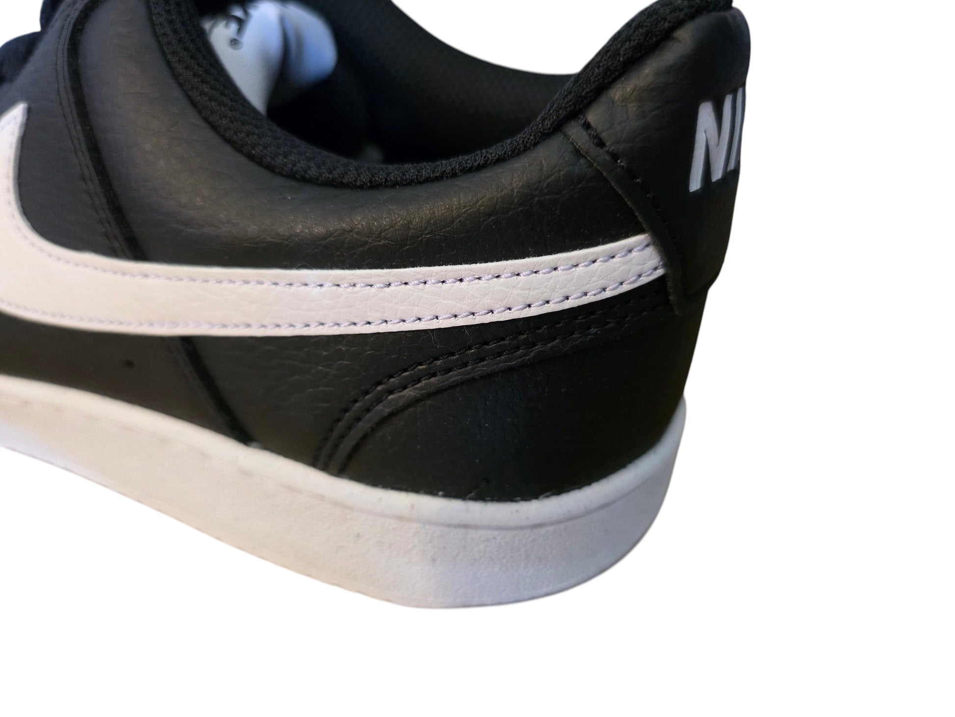 Buty Nike Court Vision Low od Latające Wieszaki z czarnej skóry syntetycznej z białym logo Swoosh i gumową podeszwą